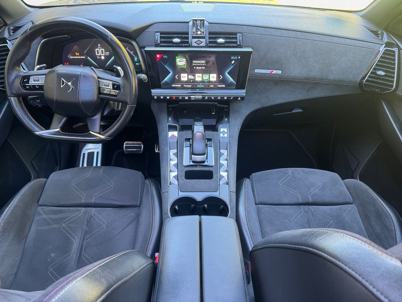 DS DS 7 Crossback E TENSE 300 4X4 PERFORMANCE LINE - Foto 2