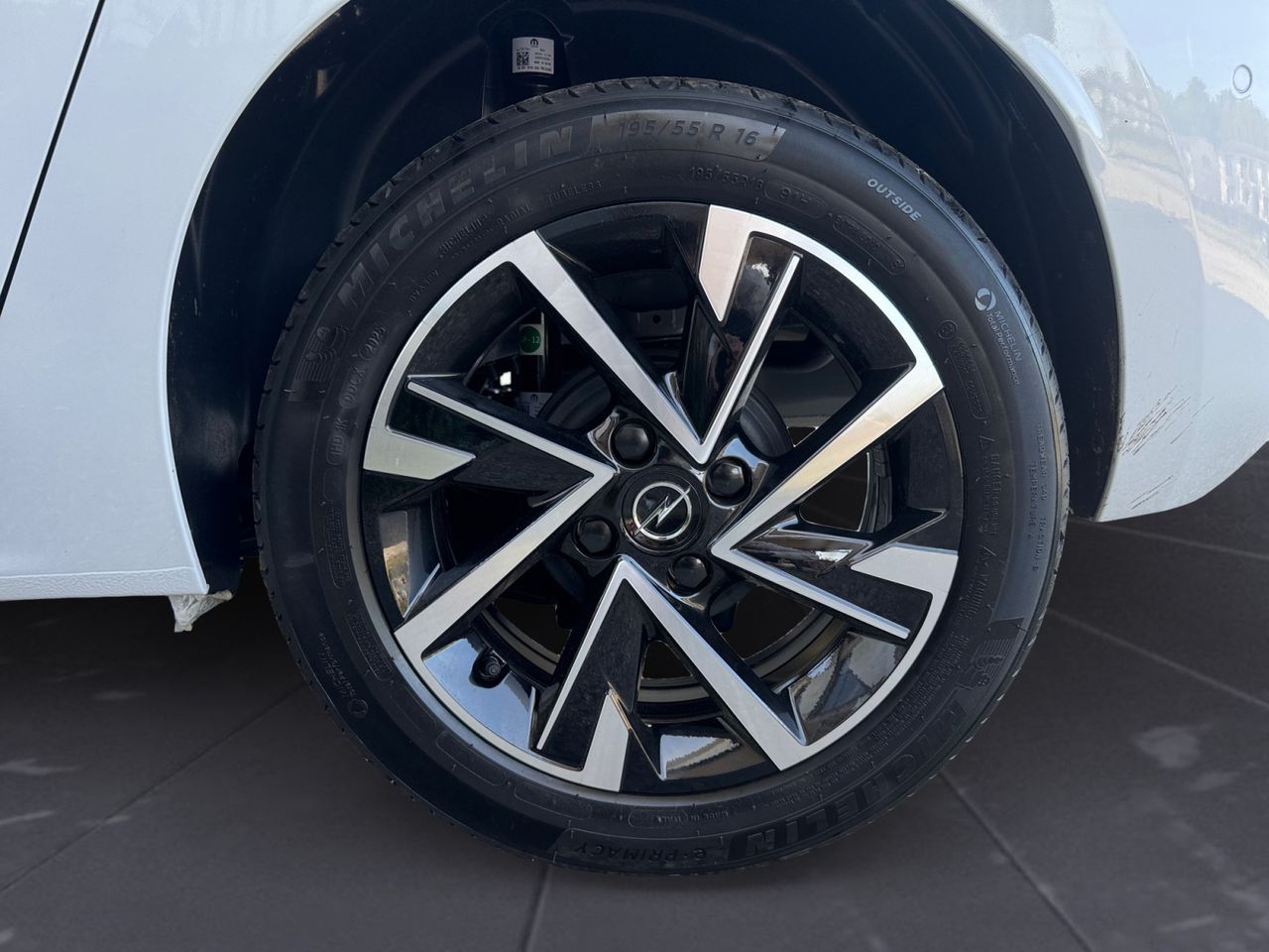 Opel Corsa GS 1.2T XHL MT6 S7S 100 CV - Foto 2