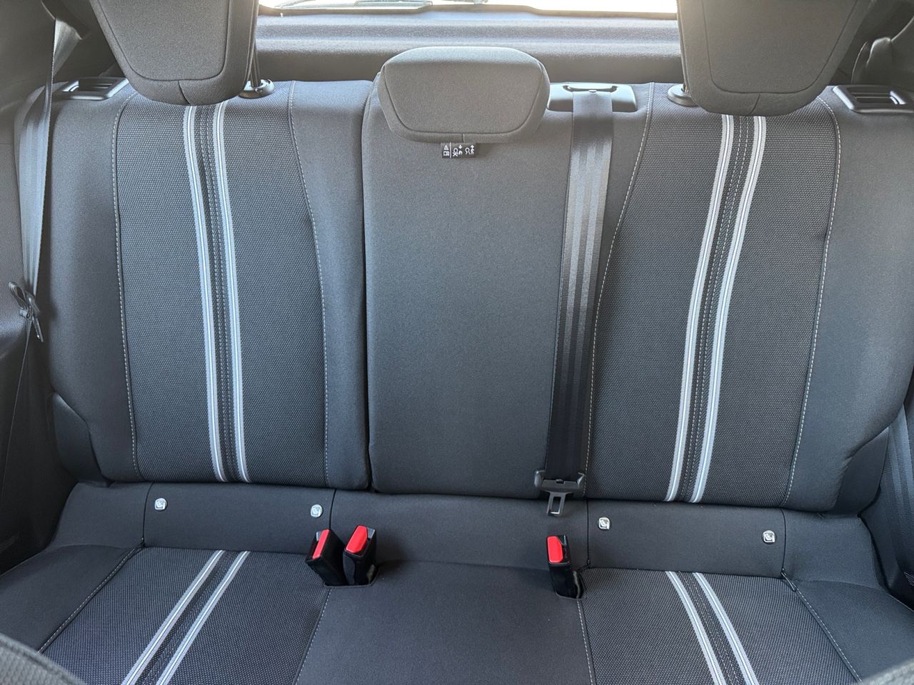 Opel Corsa GS 1.2T XHL MT6 S7S 100 CV - Foto 2