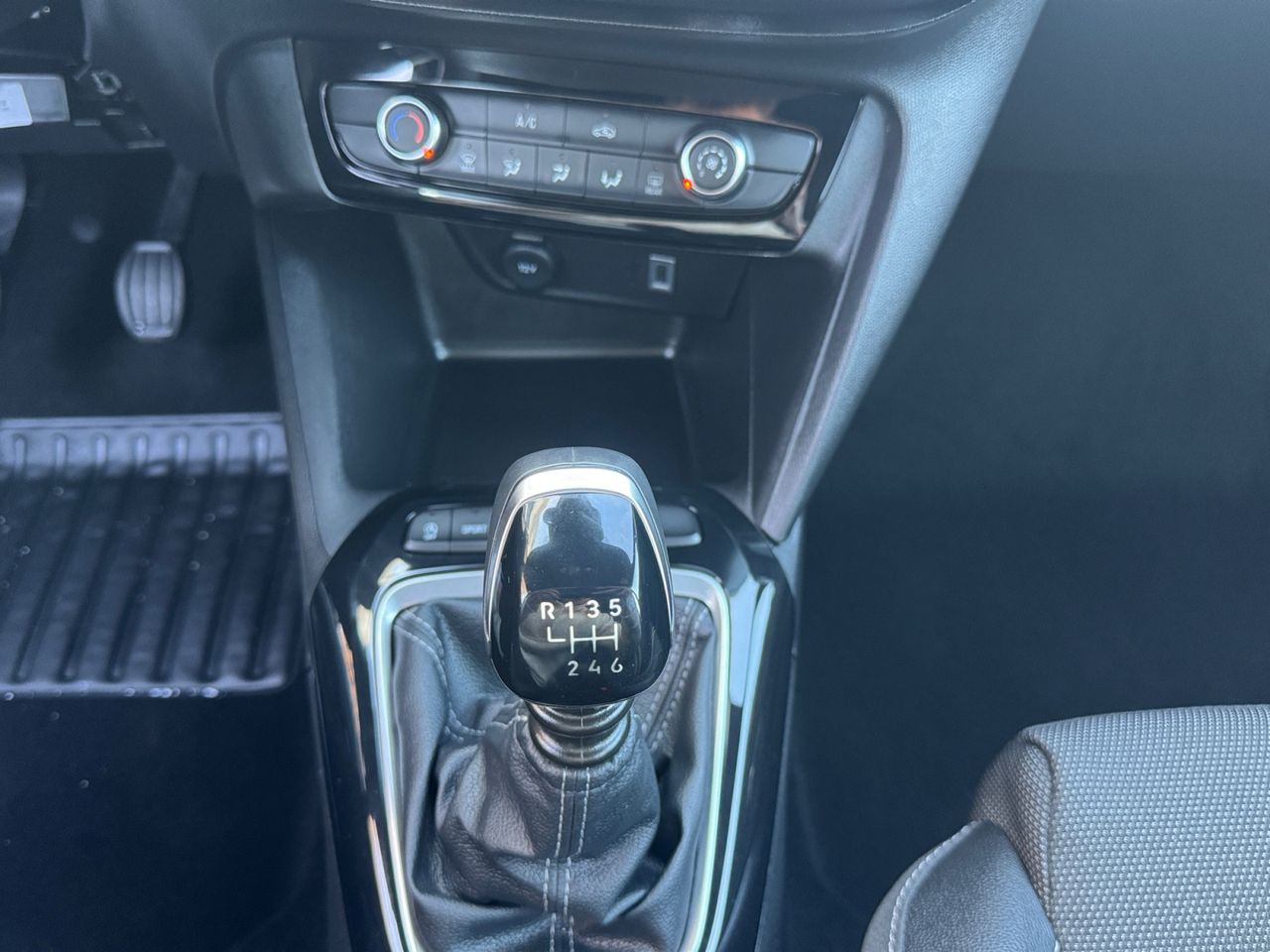 Opel Corsa GS 1.2T XHL MT6 S/S 100 CV - Foto 2