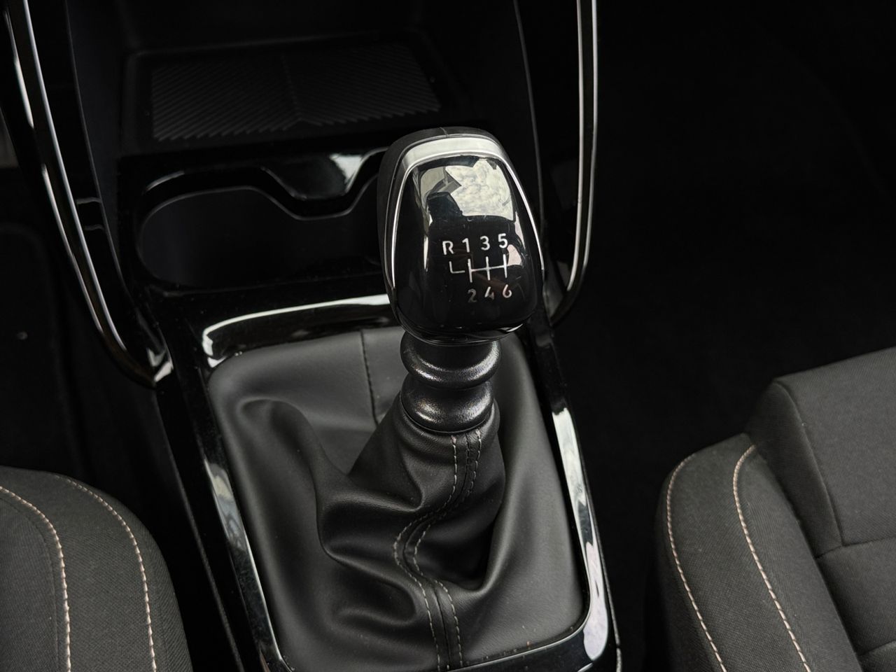 Citroën C3 Aircross TURBO 100 S&S 6V PLUS - Foto 2