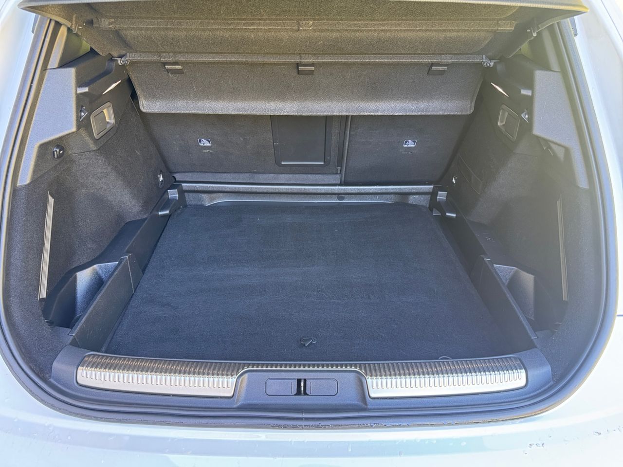 DS DS 7 Crossback BLUE HDI 180 AUT PERFORMANCE - Foto 2