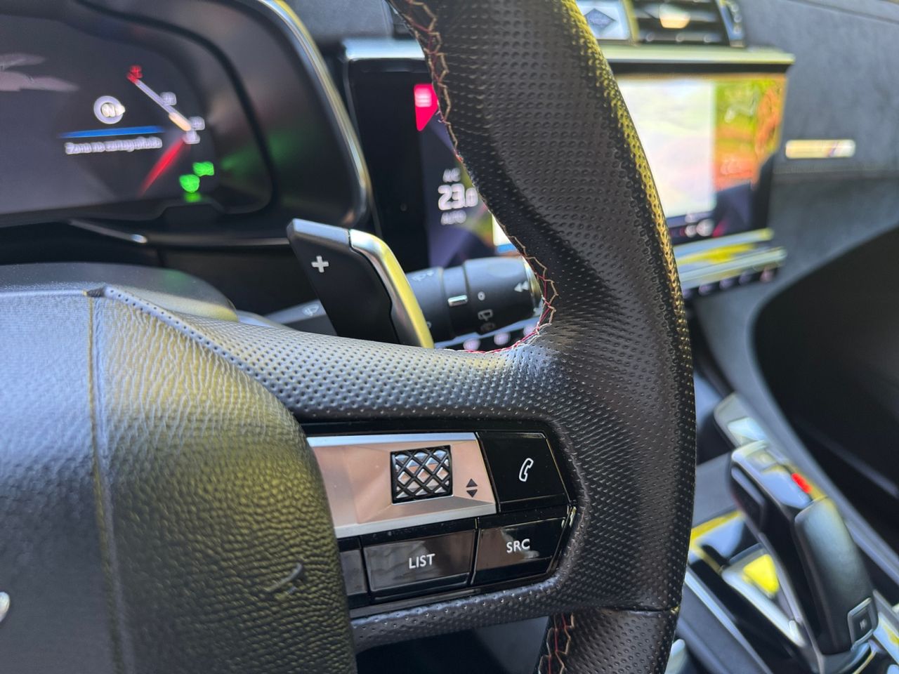 DS DS 7 Crossback BLUE HDI 180 AUT PERFORMANCE - Foto 2