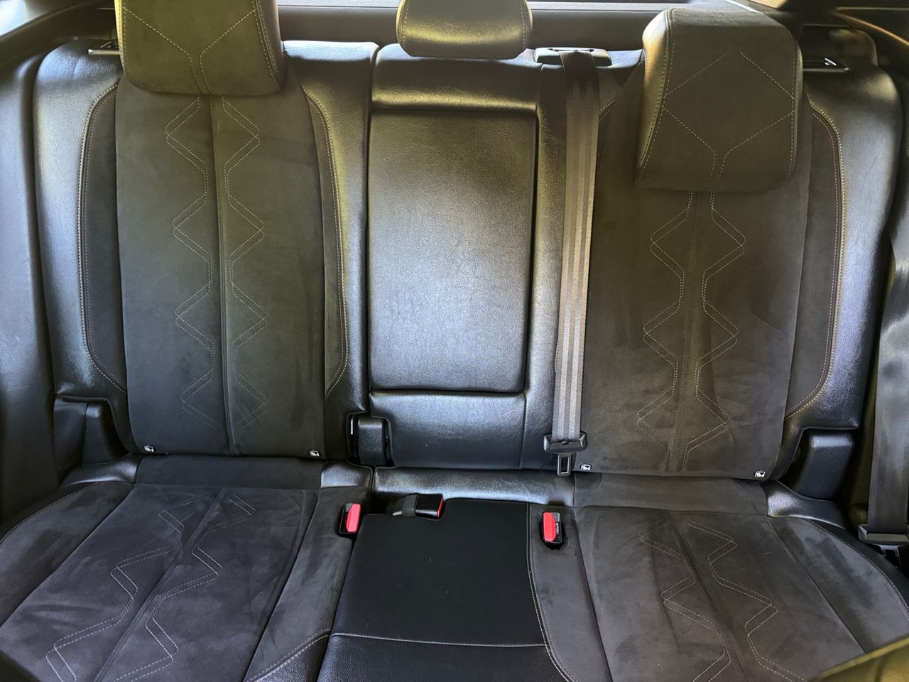 DS DS 7 Crossback BLUE HDI 180 AUT PERFORMANCE - Foto 2