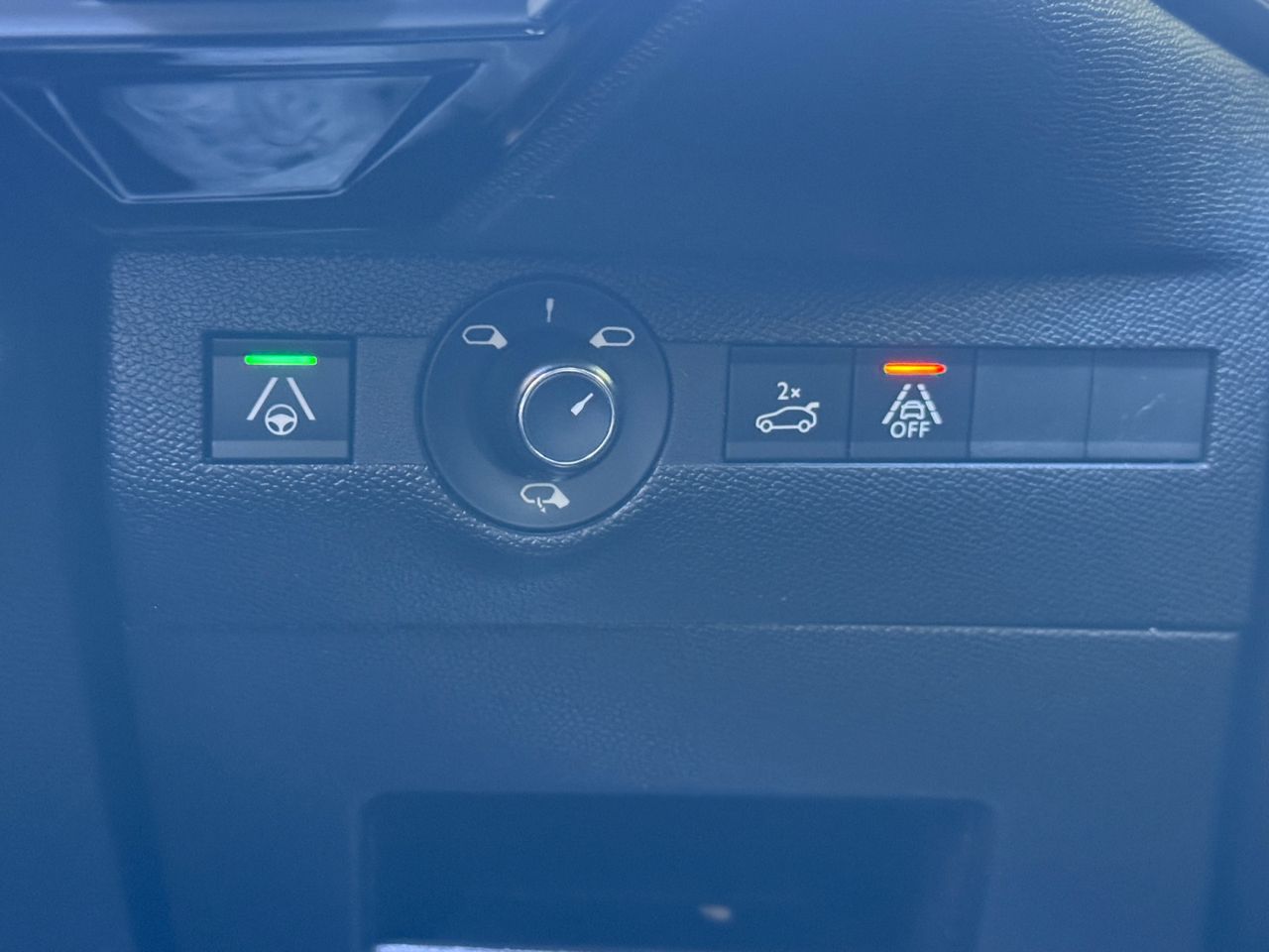 DS DS 7 Crossback BLUE HDI 180 AUT PERFORMANCE - Foto 2