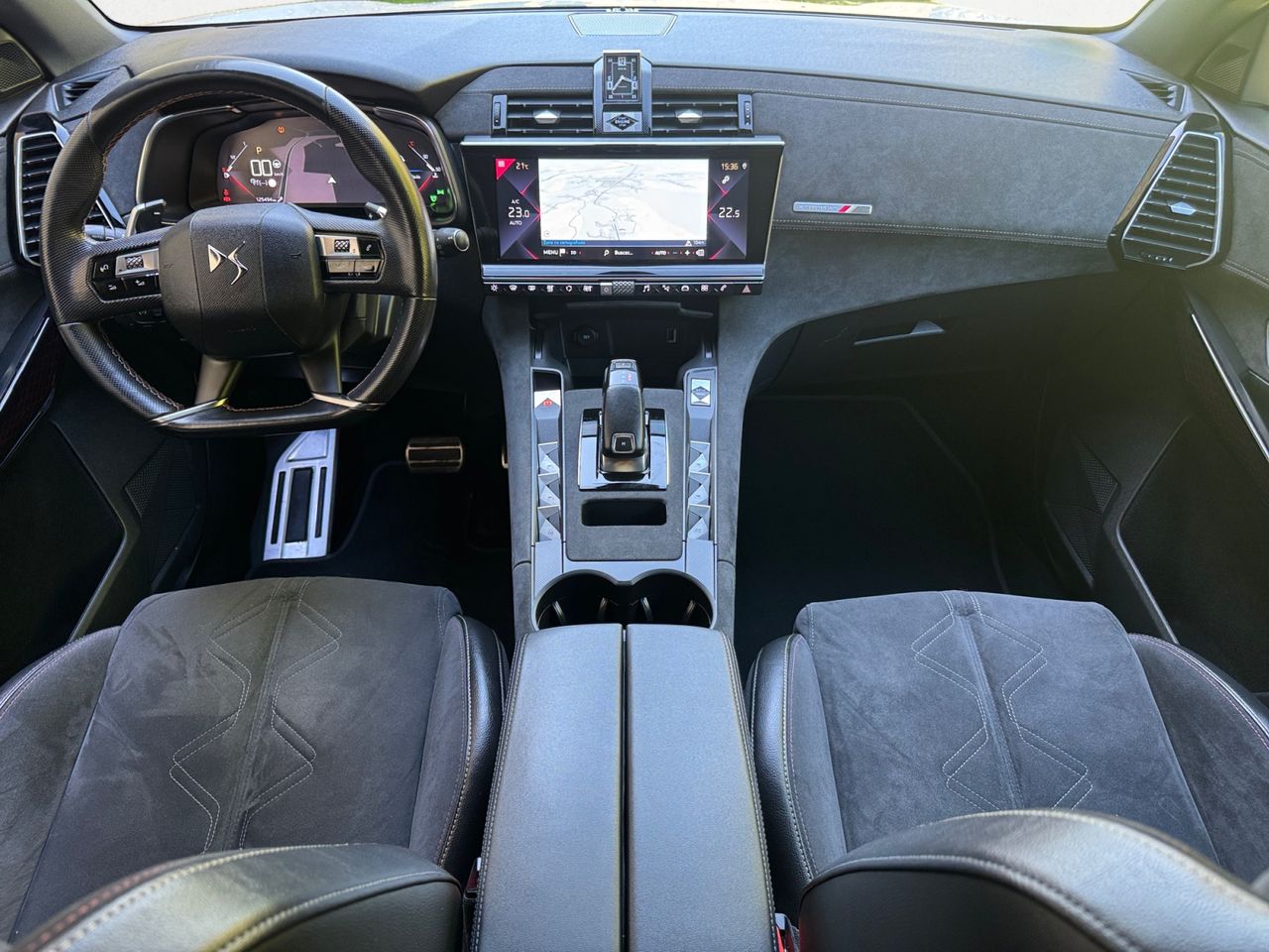 DS DS 7 Crossback BLUE HDI 180 AUT PERFORMANCE - Foto 2