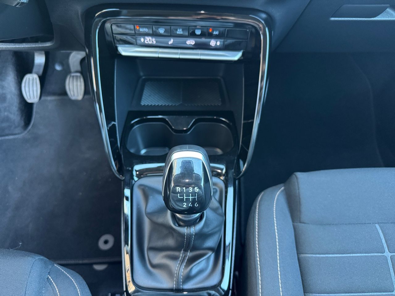 Citroën C3 Aircross TURBO 100 S&S 6V PLUS - Foto 2