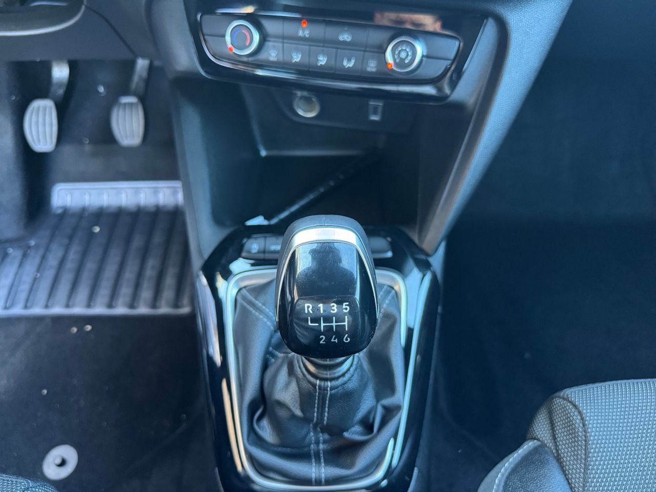 Opel Corsa GS 1.2T XHL MT6 S/S 100 CV - Foto 2