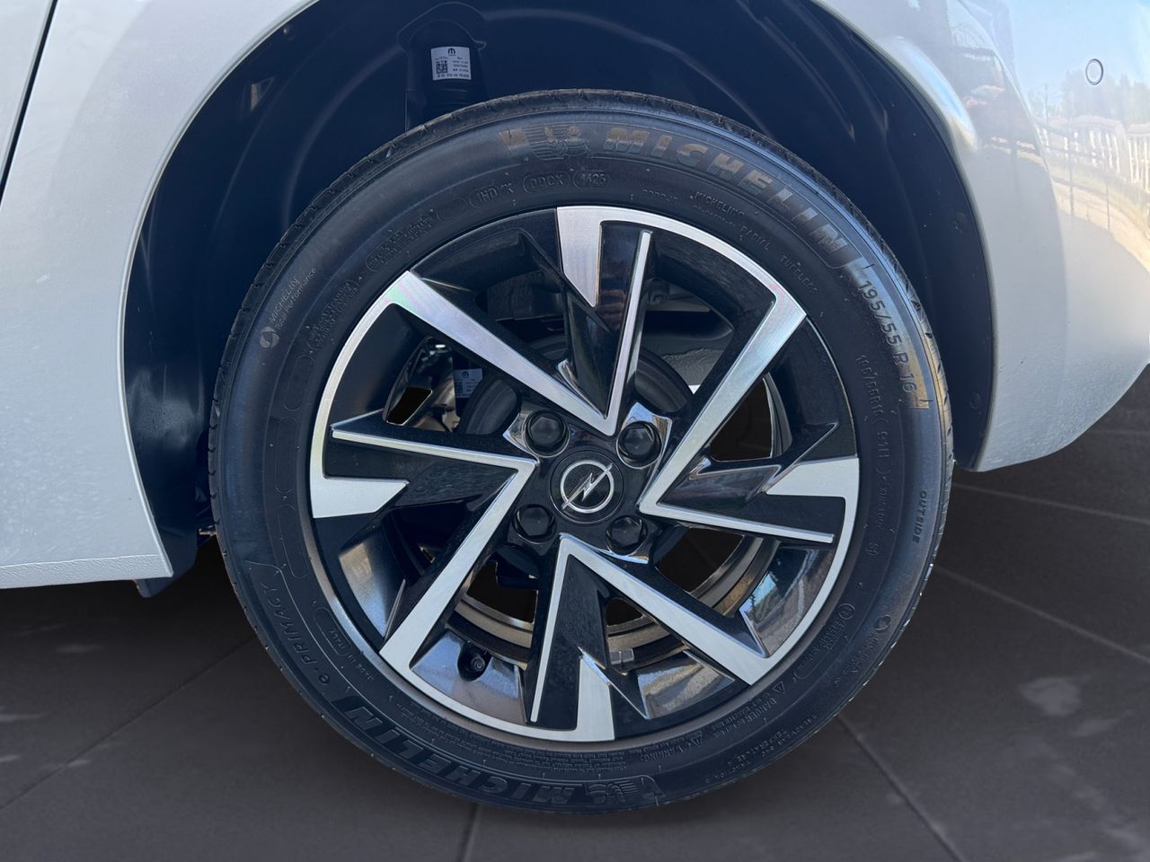 Opel Corsa GS 1.2T XHL MT6 S/S 100 CV - Foto 2