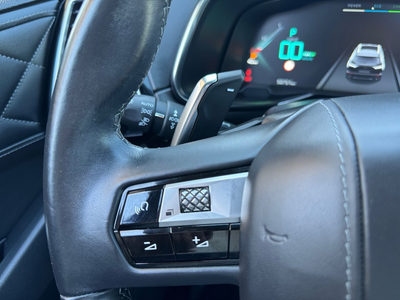 DS DS 7 Crossback E TENSE 225 LIGNE NOIRE - Foto 2