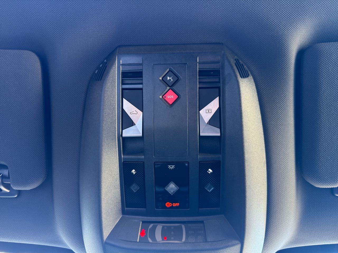 DS DS 7 Crossback E TENSE 225 LIGNE NOIRE - Foto 2