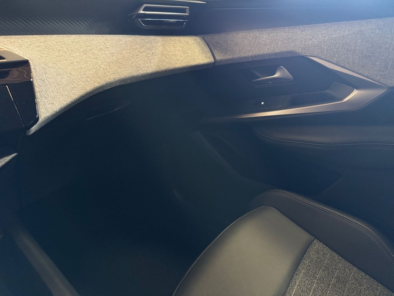 Peugeot 3008 Hybrid ALLURE HYBRID 136 e DCS6 - Foto 2