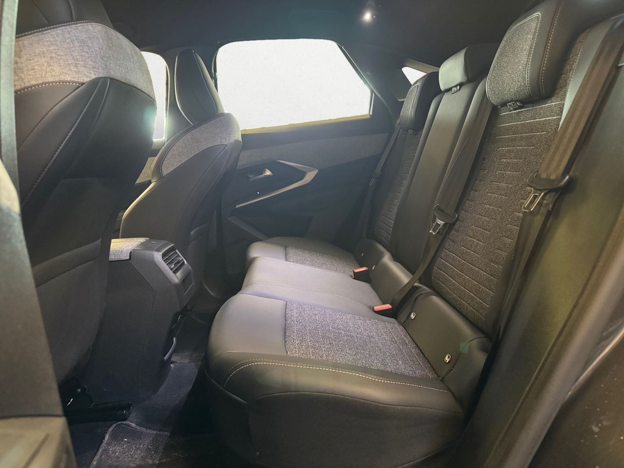 Peugeot 3008 Hybrid ALLURE HYBRID 136 e DCS6 - Foto 2