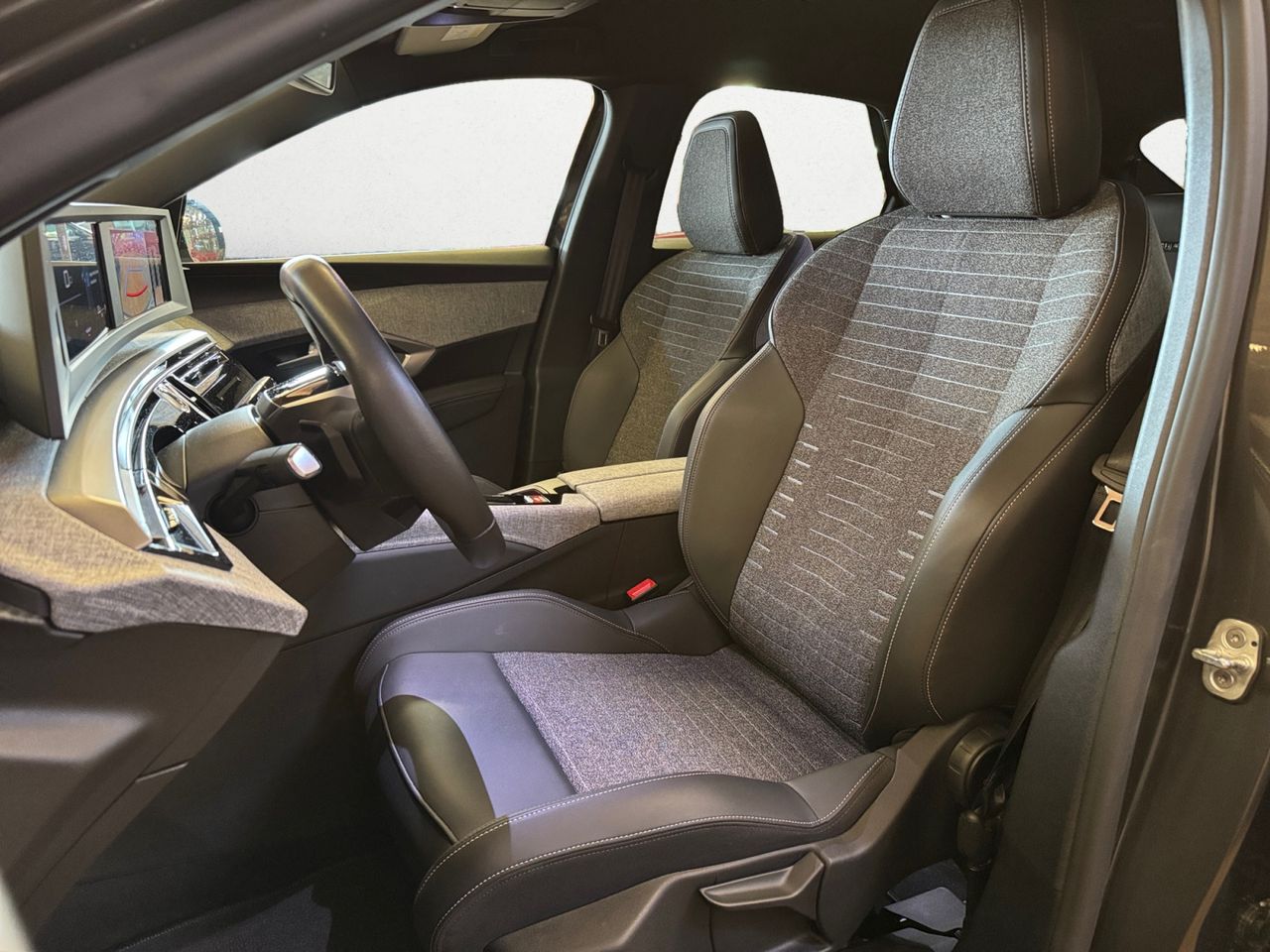 Peugeot 3008 Hybrid ALLURE HYBRID 136 e DCS6 - Foto 2