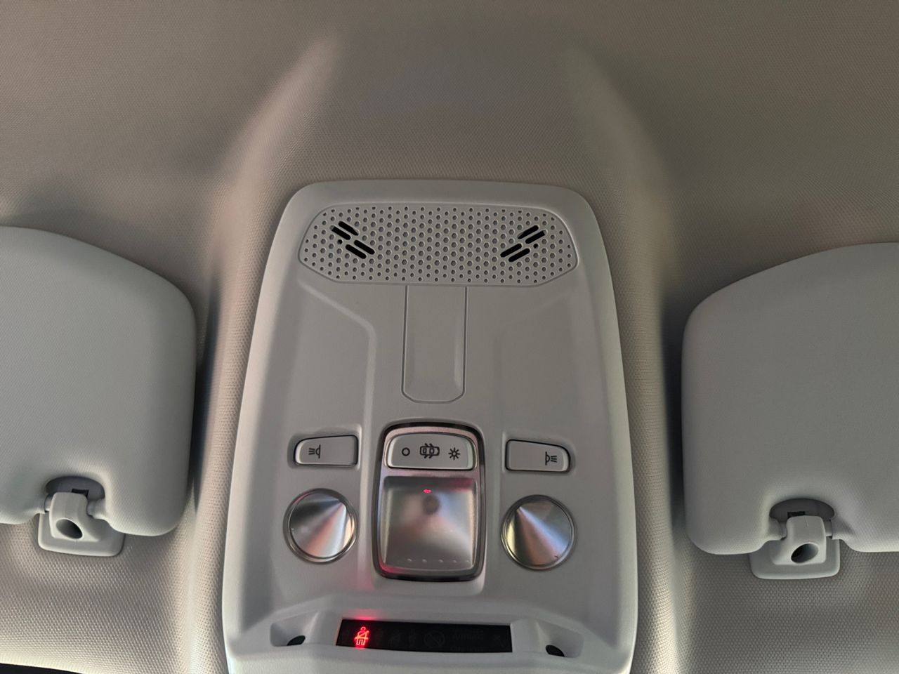 Peugeot 2008 ALLURE BLUE HDI 130 CV EAT8 - Foto 2