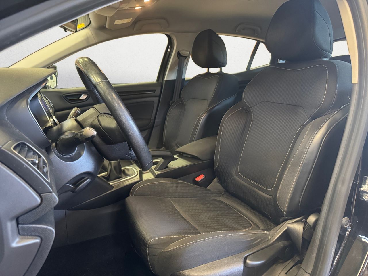 Renault Megane ZEN ENERGY DCI 110 CV - Foto 2