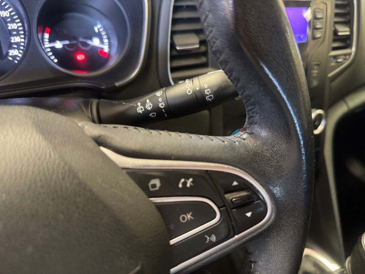 Renault Megane ZEN ENERGY DCI 110 CV - Foto 2