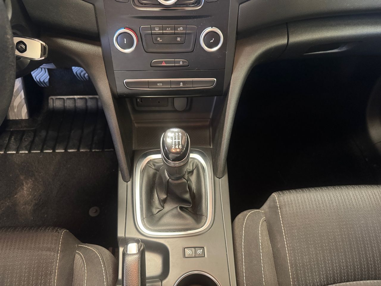 Renault Megane ZEN ENERGY DCI 110 CV - Foto 2