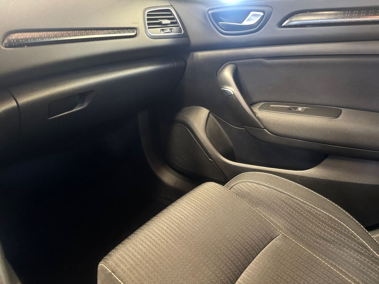 Renault Megane ZEN ENERGY DCI 110 CV - Foto 2