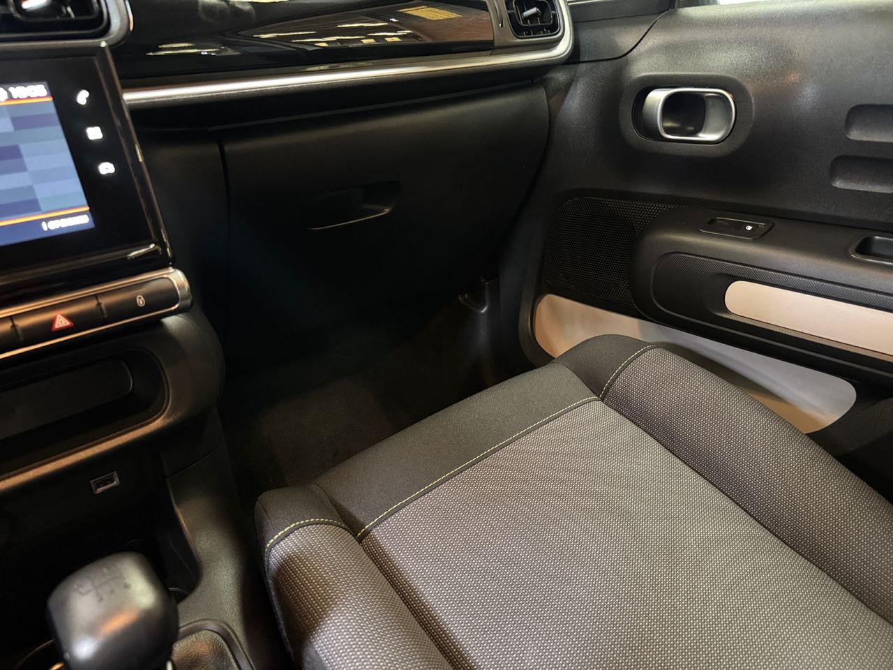 Citroën C3 BLUE HDI 100 CV FEEL - Foto 2