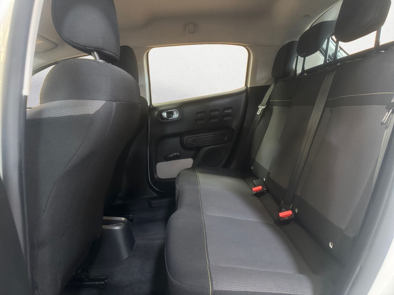 Citroën C3 BLUE HDI 100 CV FEEL - Foto 2