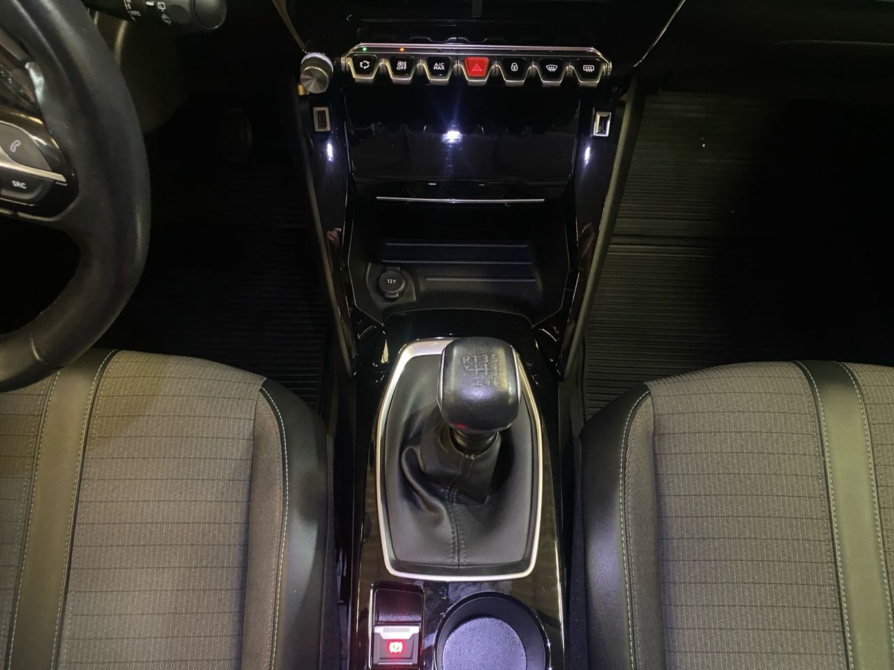 Peugeot 2008 ALLURE PACK PURE TECH 100 CV - Foto 2