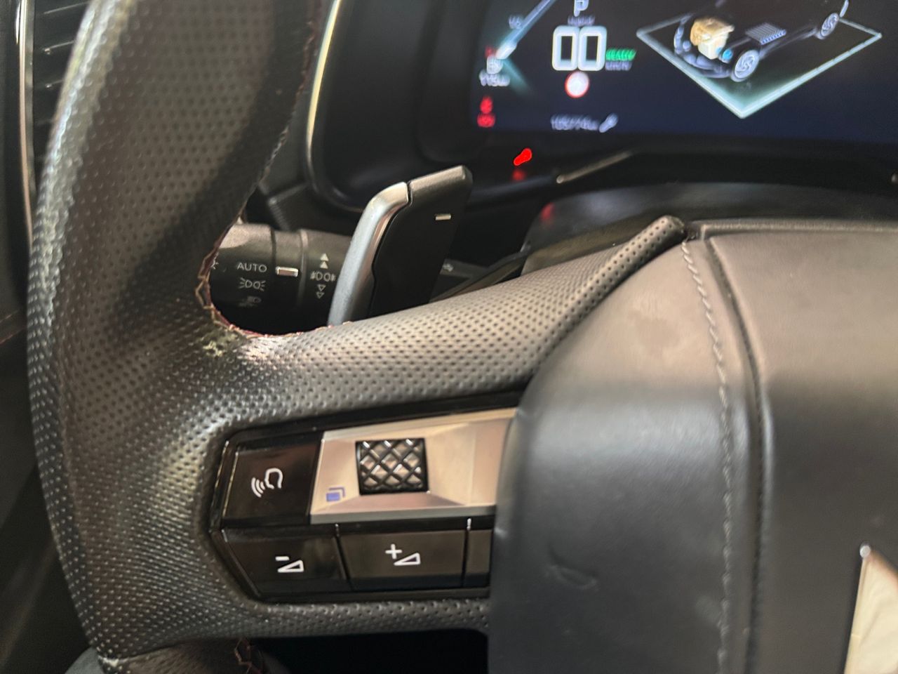 DS DS 7 Crossback E TENSE 225 PERFORMANCE LINE - Foto 2