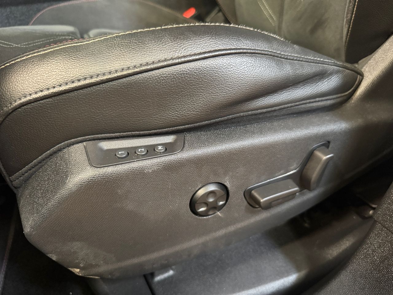 DS DS 7 Crossback E TENSE 225 PERFORMANCE LINE - Foto 2