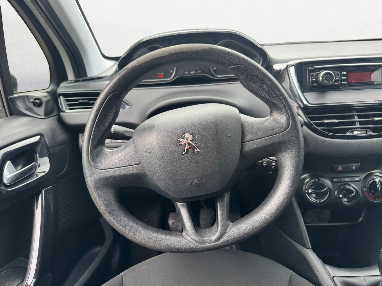 Peugeot 208 ACCESS BLUE HDI 75 CV - Foto 2