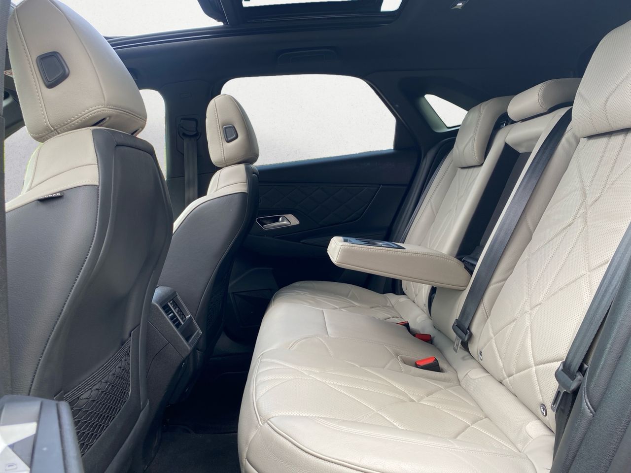 DS DS 7 Crossback E TENSE 225 LIGNE NOIRE - Foto 2