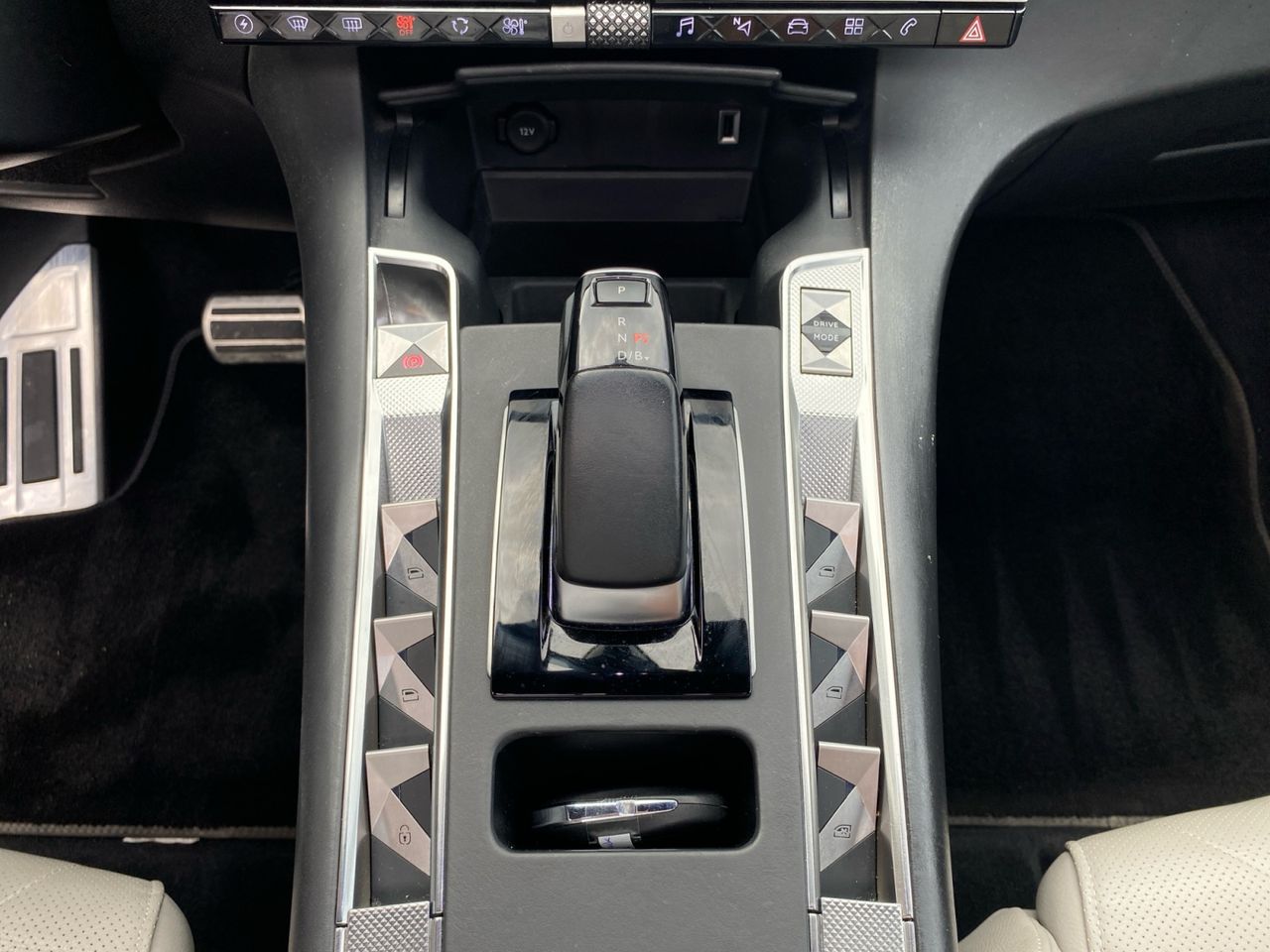 DS DS 7 Crossback E TENSE 225 LIGNE NOIRE - Foto 2