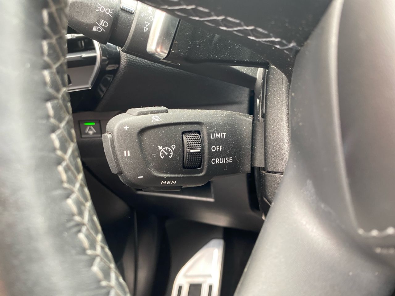 DS DS 7 Crossback E TENSE 225 LIGNE NOIRE - Foto 2