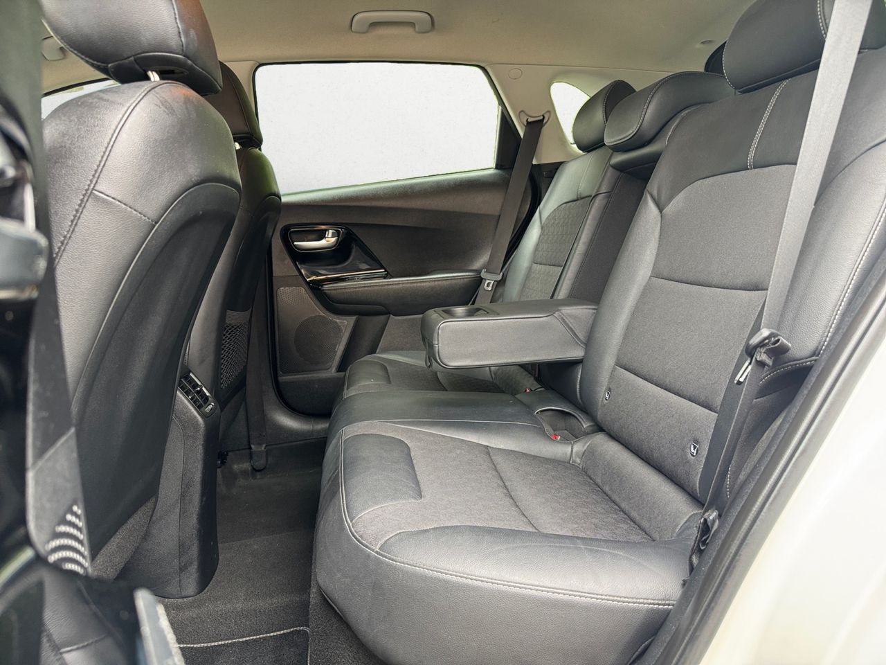 Kia Niro 1.6 GDI HEV 104 KW 141 CV DRIVE - Foto 2