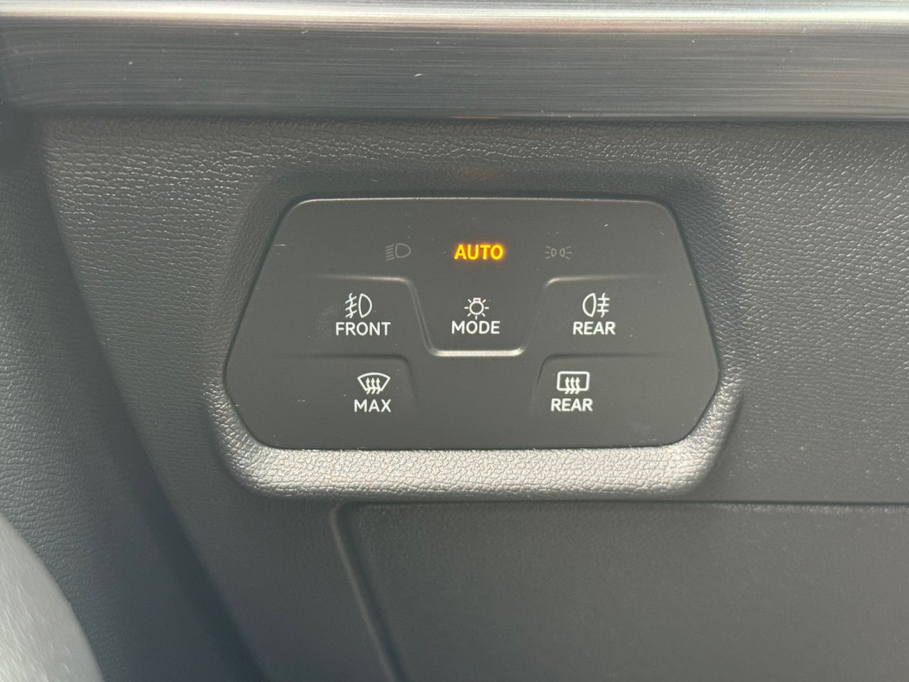 Cupra Formentor 1.4 e HYBRID 150 KW 204 CV DSG - Foto 2