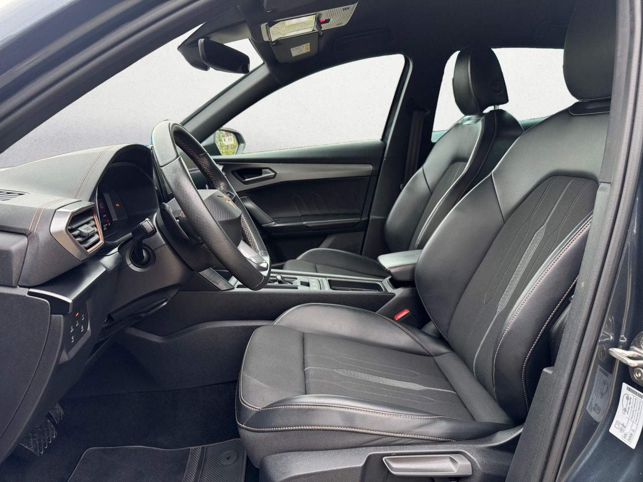 Cupra Formentor 1.4 e HYBRID 150 KW 204 CV DSG - Foto 2