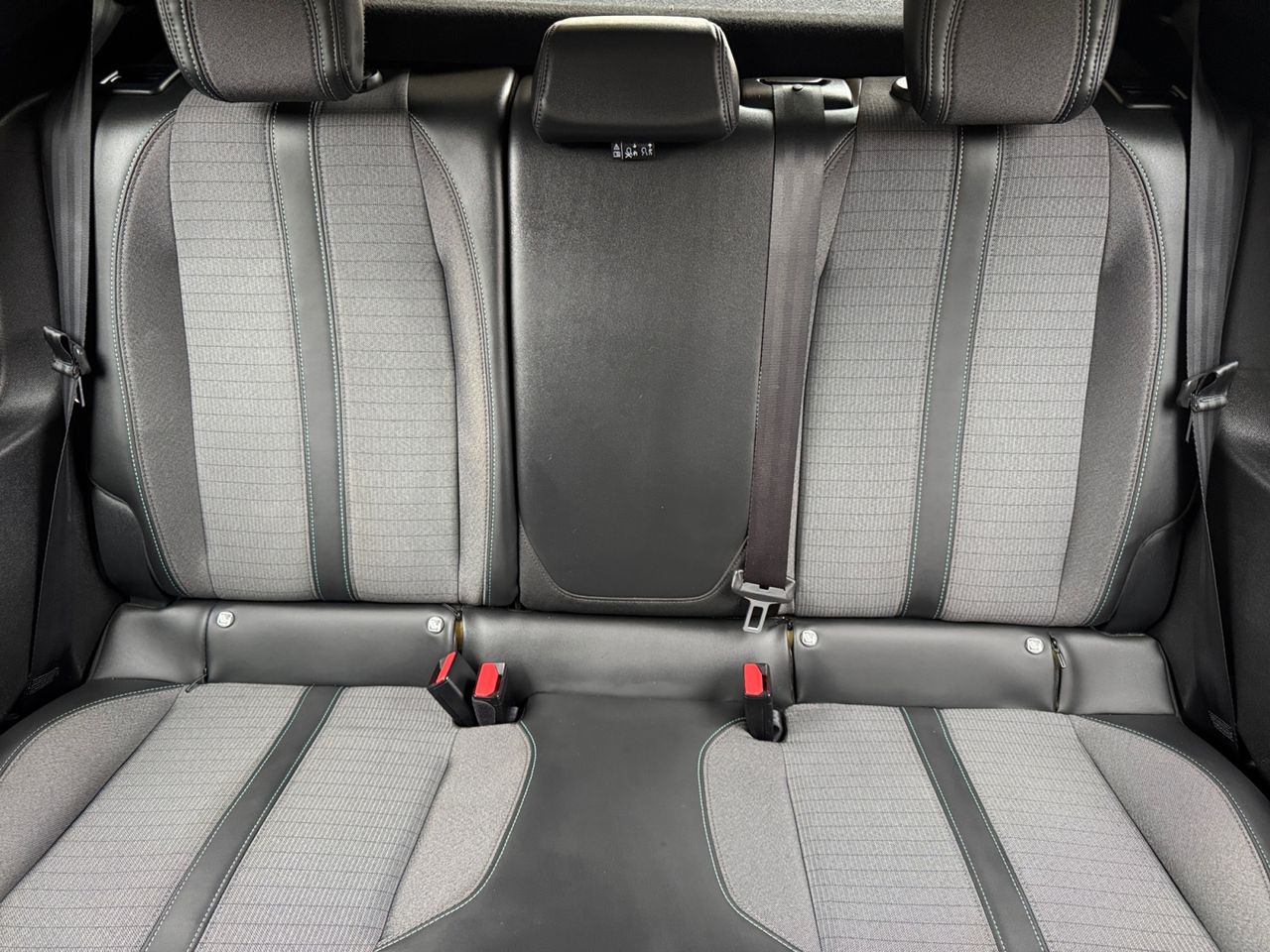 Peugeot 208 ALLURE PURE TECH 100 CV - Foto 2