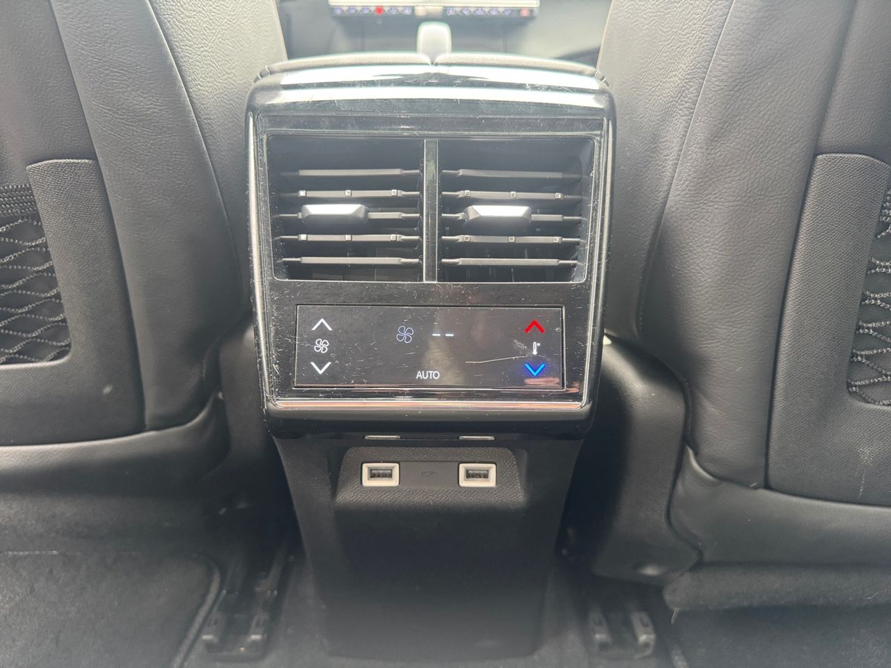 DS DS 7 Crossback E TENSE 300 4X4 RIVOLI - Foto 2