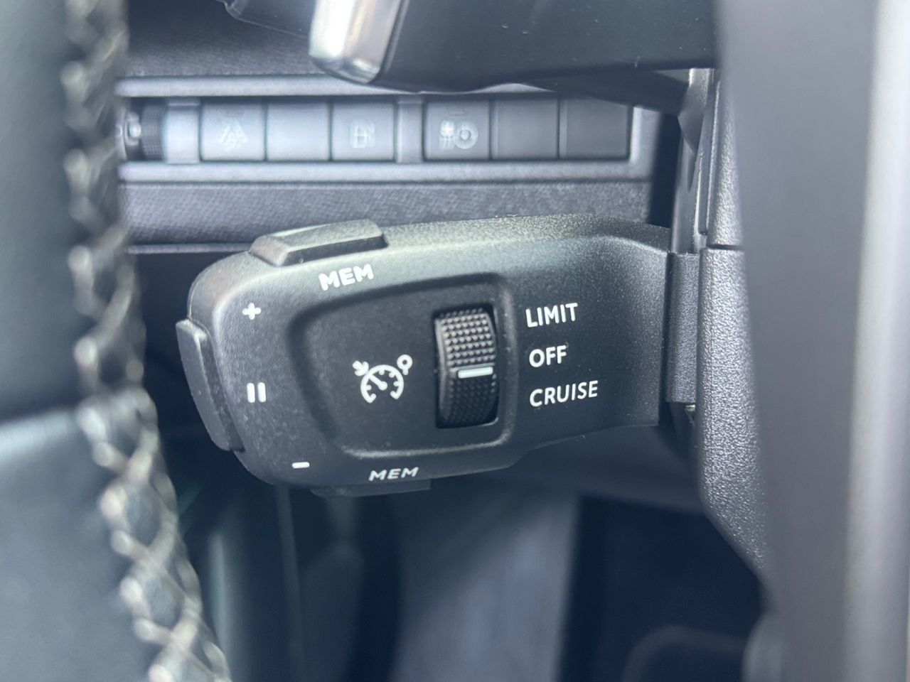 Peugeot 3008 Hybrid ALLURE PACK HYBRID 225 e EAT8 - Foto 2