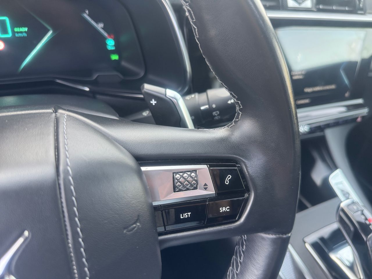 DS DS 7 Crossback E TENSE 300 4X4 LOUVRE - Foto 2