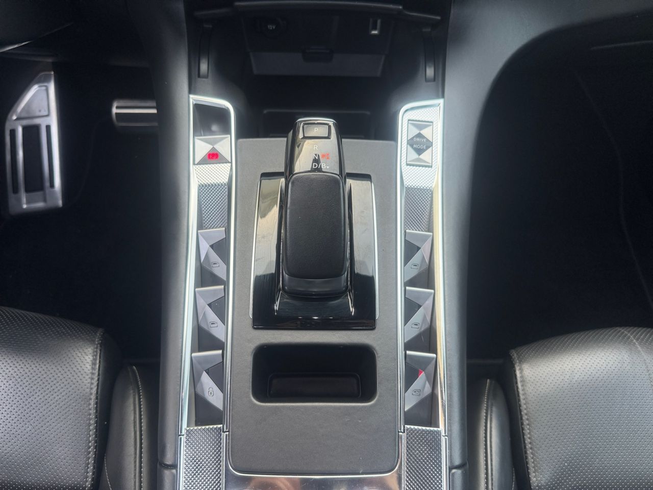 DS DS 7 Crossback E TENSE 300 4X4 LOUVRE - Foto 2