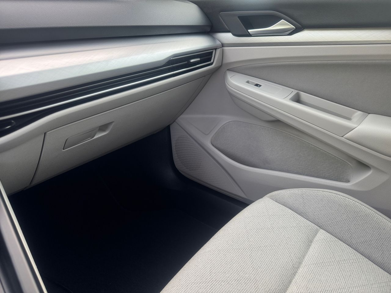 Volkswagen Golf LIFE 2.0 TDI 85 KW 115 CV - Foto 2