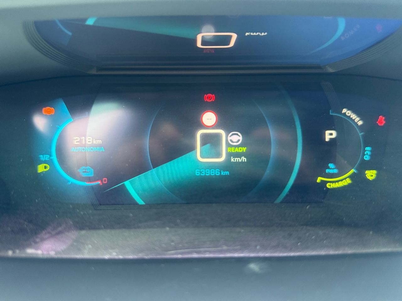 Peugeot e-2008 GT ELECTRICO 136 CV - Foto 2