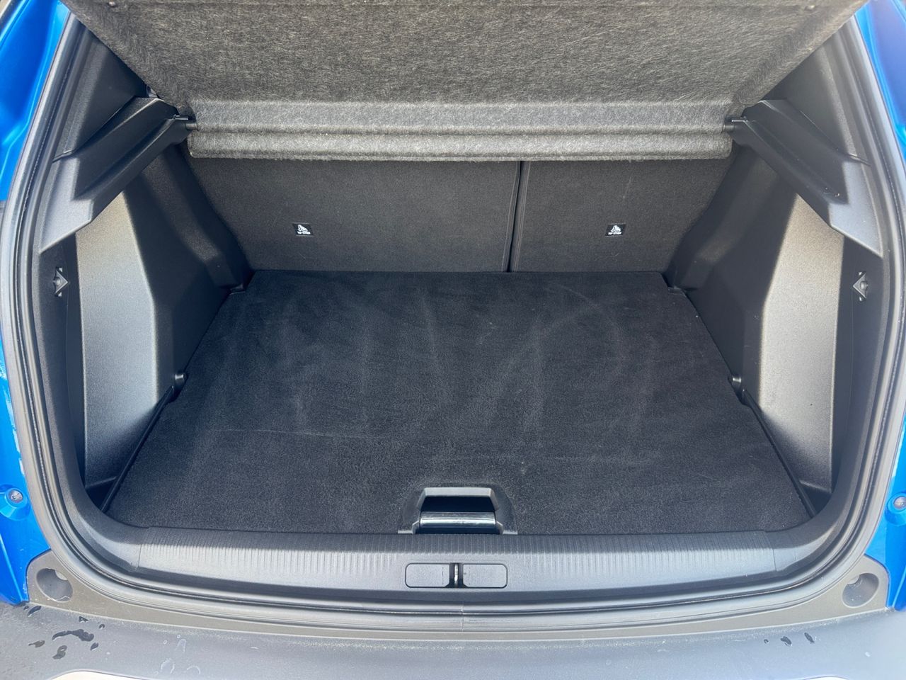 Peugeot e-2008 GT ELECTRICO 136 CV - Foto 2