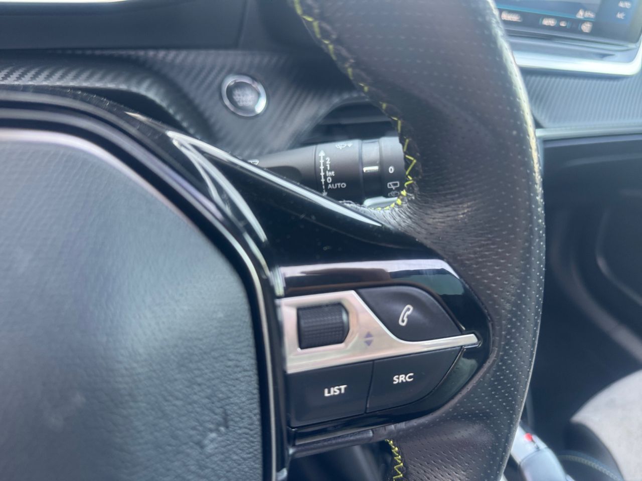 Peugeot e-2008 GT ELECTRICO 136 CV - Foto 2