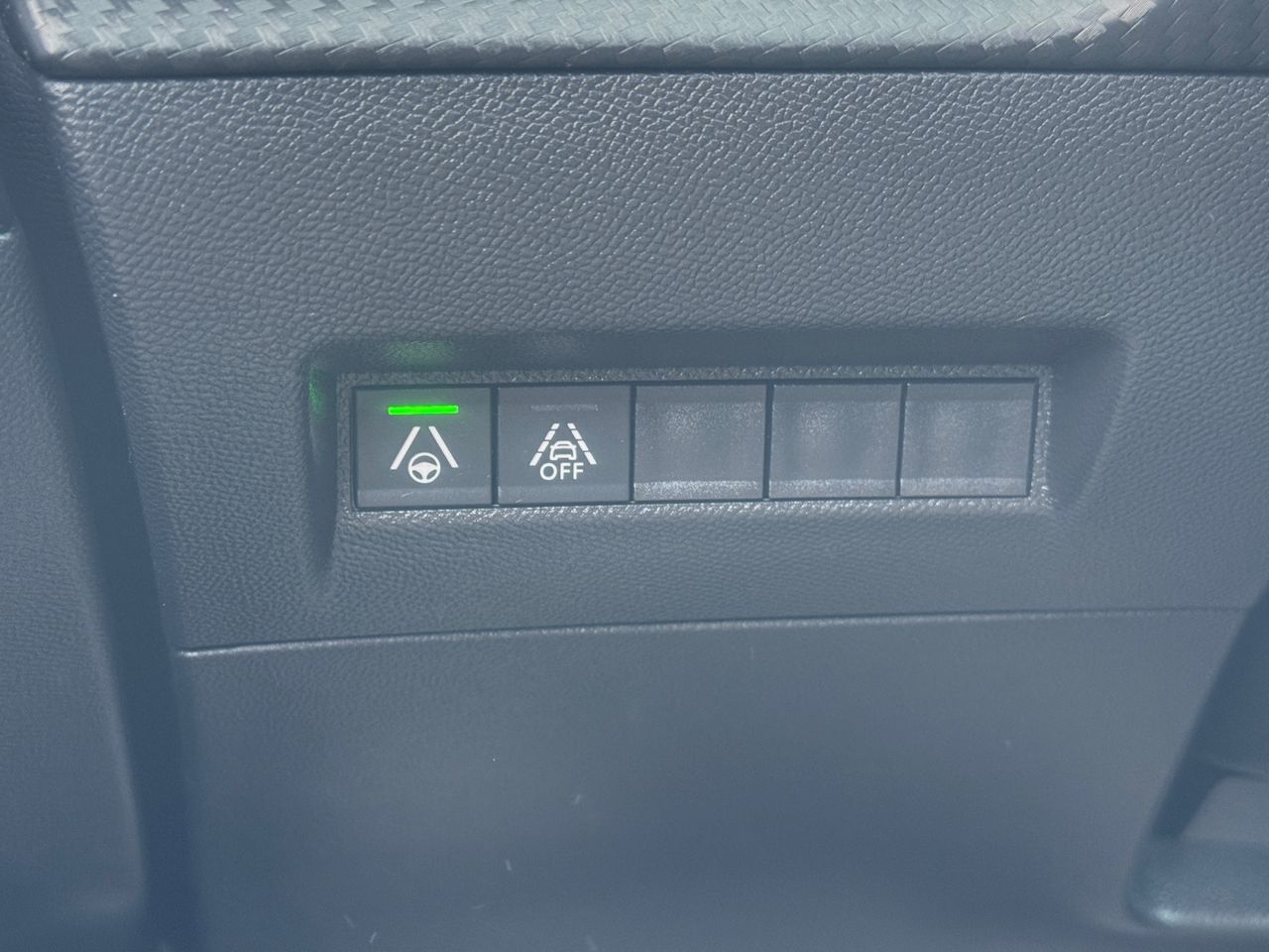 Peugeot e-2008 GT ELECTRICO 136 CV - Foto 2