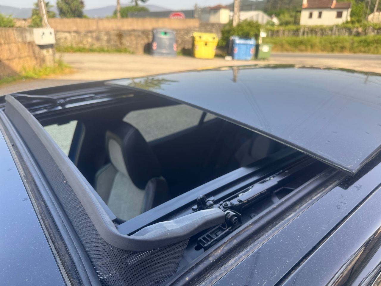 Peugeot e-2008 GT ELECTRICO 136 CV - Foto 2