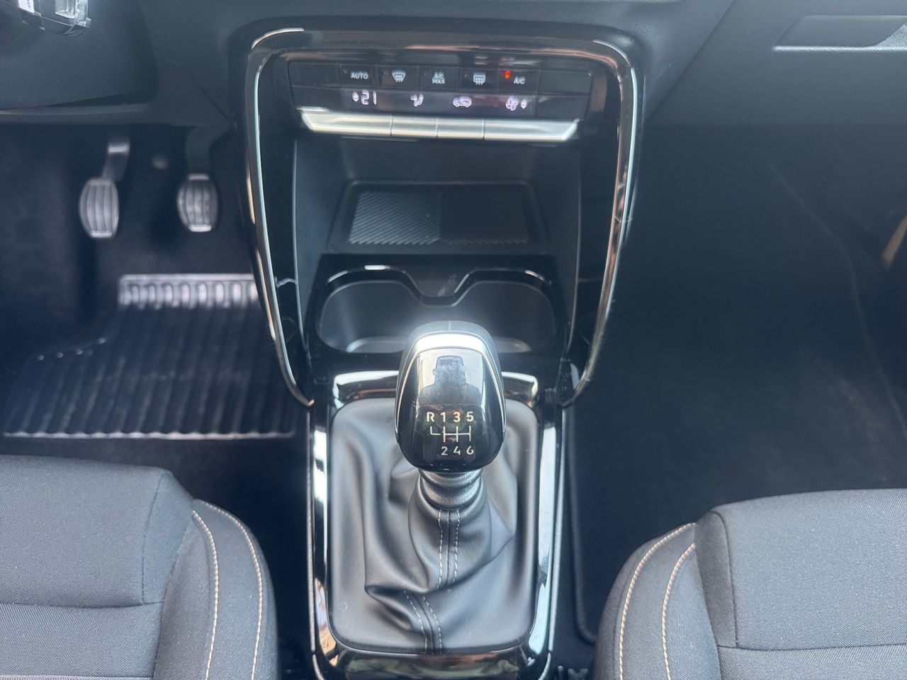 Citroën C3 Aircross TURBO 100 CV PLUS - Foto 2