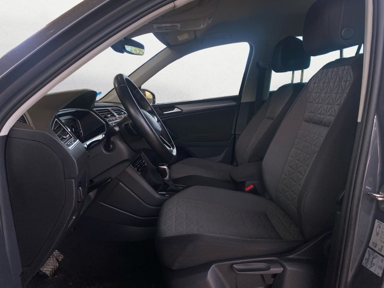 Volkswagen Tiguan LIFE 1.4 TSI HYBRID 180 KW 245 CV - Foto 2