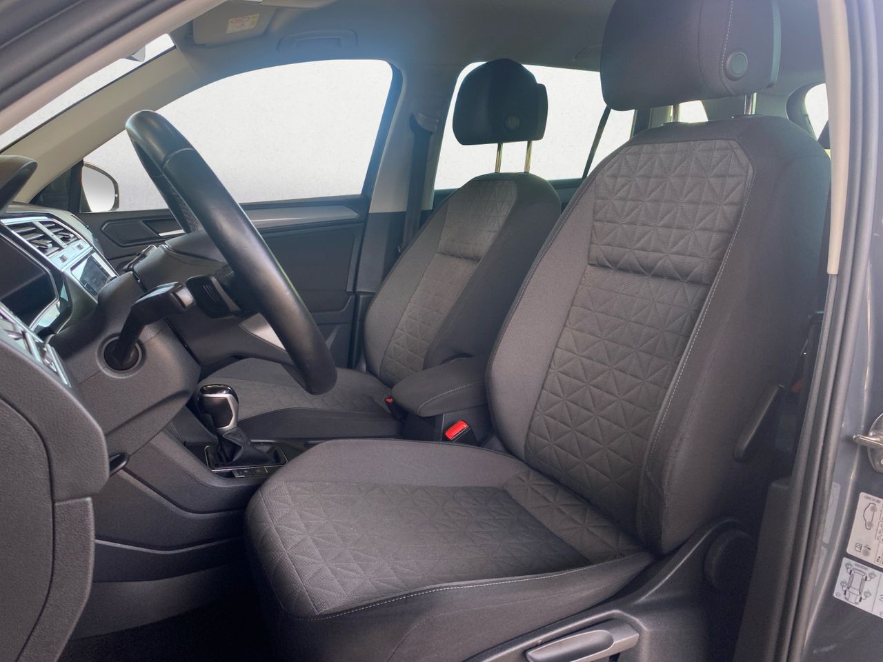 Volkswagen Tiguan LIFE 1.4 TSI HYBRID 180 KW 245 CV - Foto 2