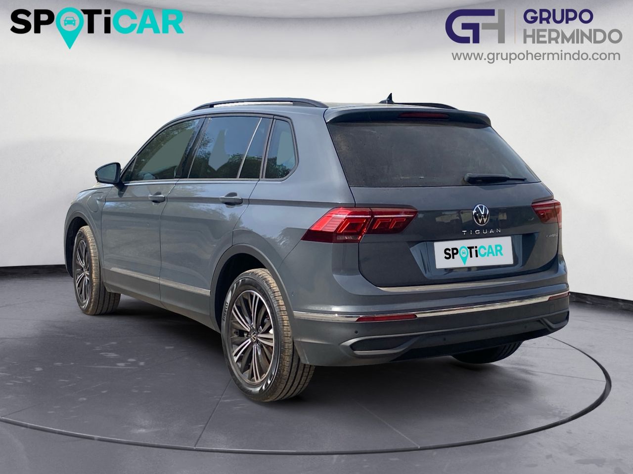 Volkswagen Tiguan LIFE 1.4 TSI HYBRID 180 KW 245 CV - Foto 2